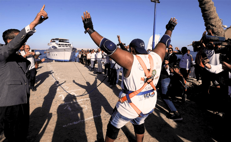 Egyptian Wrestler Ashraf Mahrous Pulls 700 Tonne Ship With His Teeth