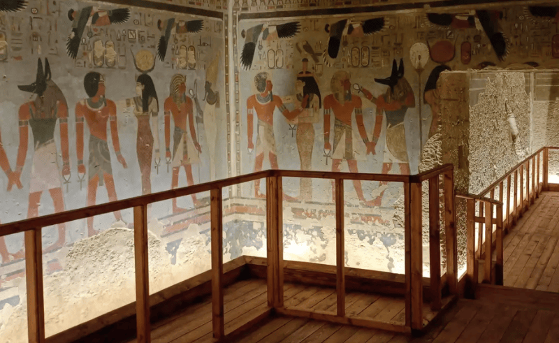 Tomb of Amenhotep III Reopens After 20-Year Restoration