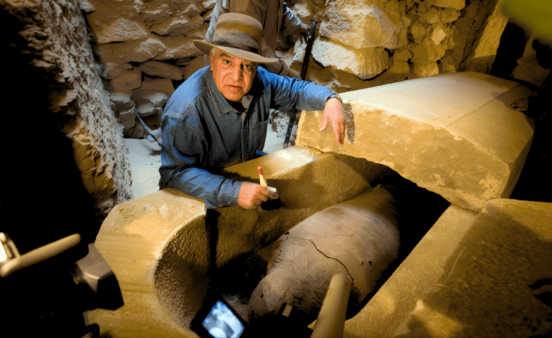 'Tutankhamun' by Zahi Hawass Published as GEM Companion Book