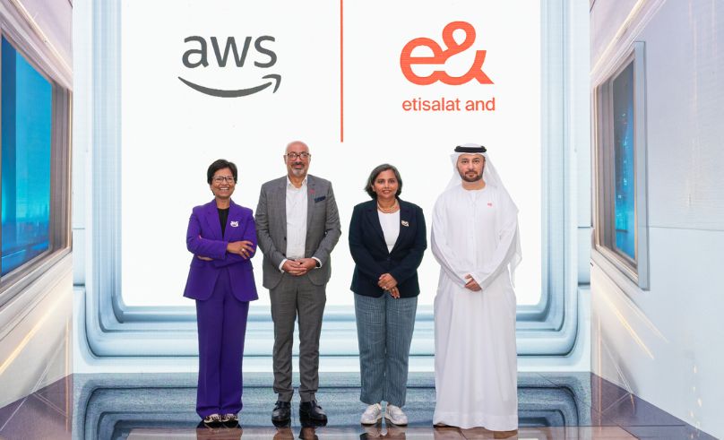 AWS & e& Launch UAE Sovereign Cloud Platform for Regulated Industries