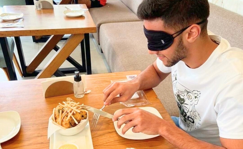 Crave in the Dark Just Proved That the Eyes, in Fact, Don’t Eat First