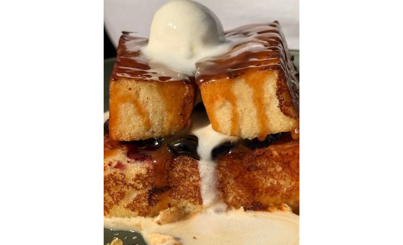 Daily Dose Cafe Fluffs Up Their Menu With Salted Caramel French Toast