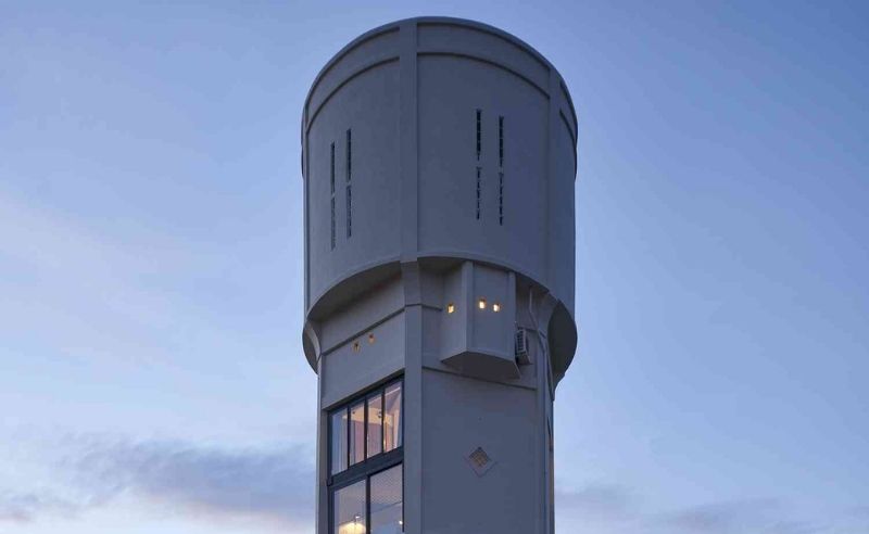 How Water Towers Became Architectural Landmarks Across the Gulf