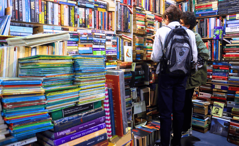 Cairo Intl Book Fair Introduces Affordable Book Bundles 