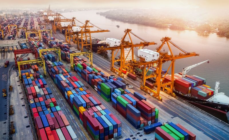 Saudi Non Oil Exports Up 21% In November As Trade Balance Improves