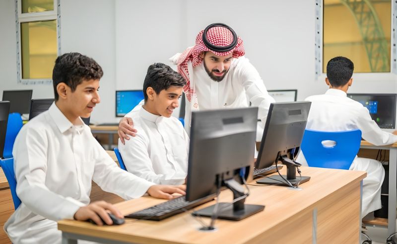 Makkah Education Launches 'Hour of AI' to Build Digital Skills