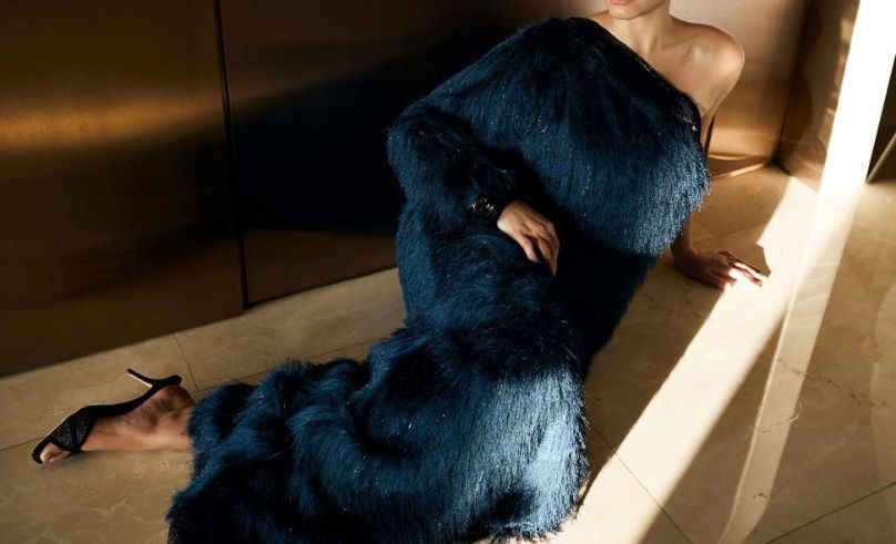 Monochrome Monday: The Daphne Blue Edition