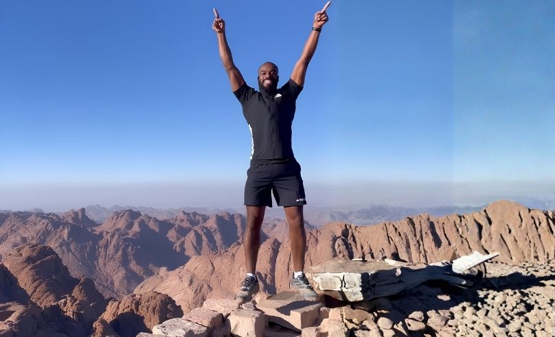 Egypt’s Radi Ahmed Sets Record for Fastest Ascent of Mount Sinai