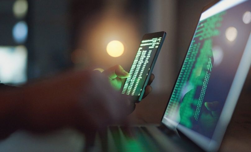 UAE Faces 800,000 Cyberattacks Daily Amidst Rising AI Threats