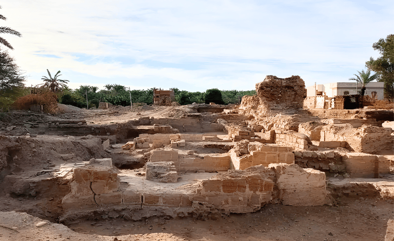 26th Dynasty Temple Structures Newly Unearthed in Bahariya Oasis