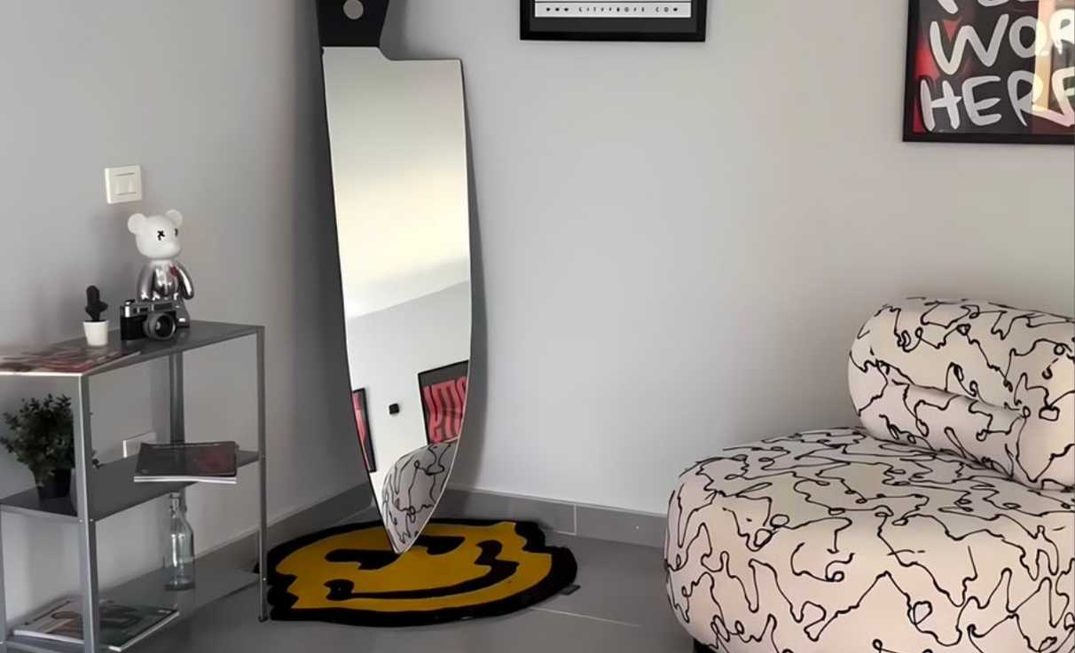Mireya Thinks Your Next Mirror Should Be a Knife or a Skateboard