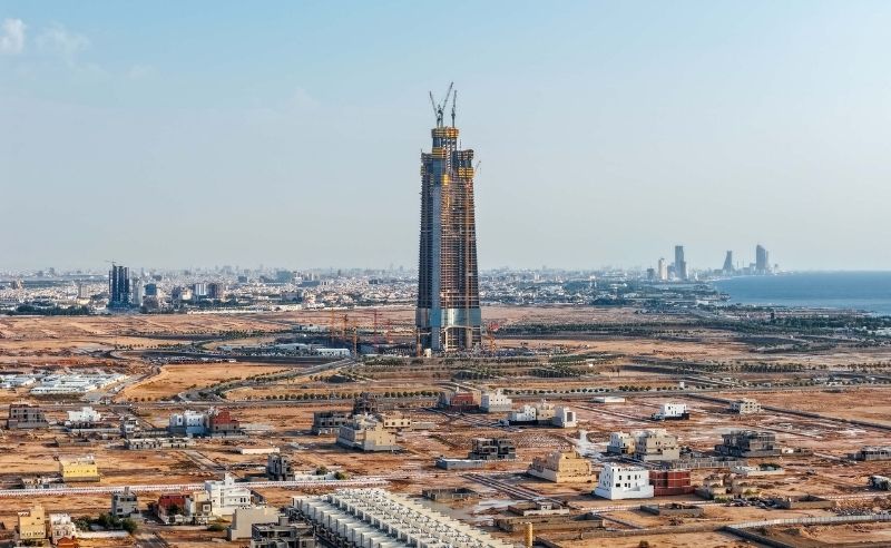 Jeddah Tower Surpasses 100 Floors as Construction Advances