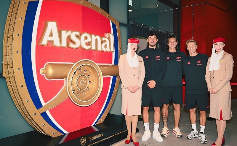 Emirates Just Built a Giant Arsenal Crest Out of Aircraft Parts