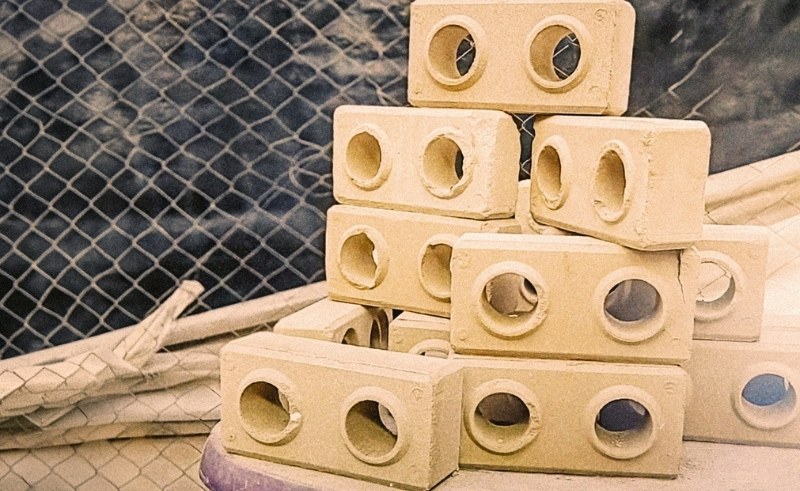 Gaza's Green Rock Builds Temporary Shelters From Bricks Made of Rubble
