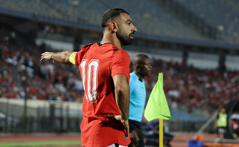 Why Do Football’s Elite Stars Avoid Artificial Turfs?