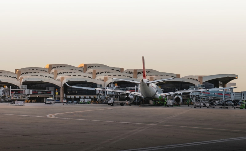 Riyadh Airport Temporarily Suspends Operations Following Attack