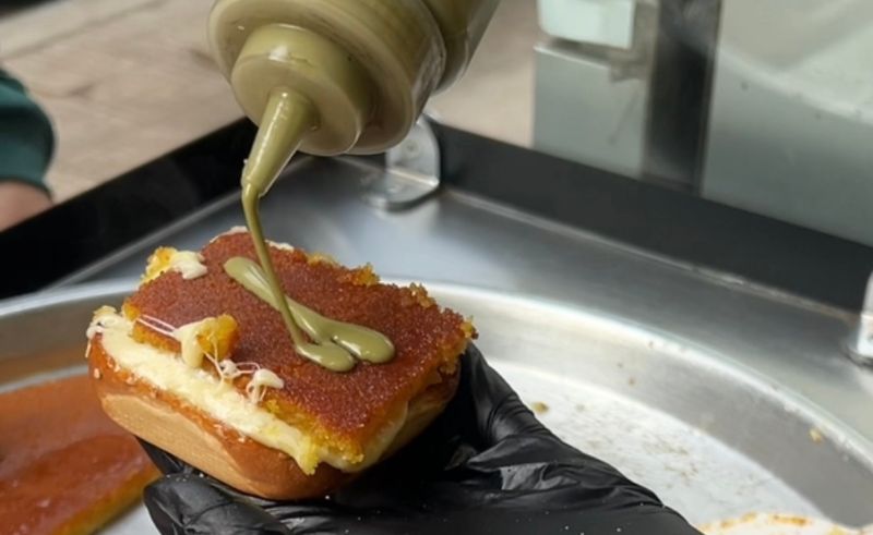 Downtown Cairo’s Sweet Burgers Makes Kunafa Burgers