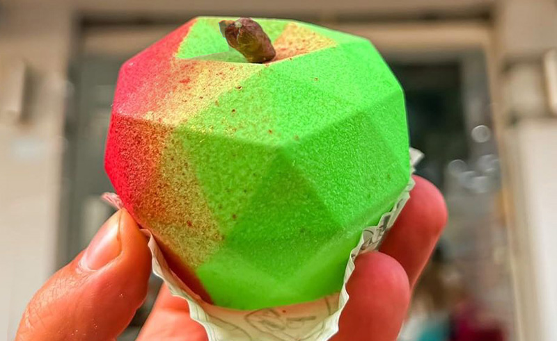 Sheikh Zayed's La Velours Will Have You Second Guessing Your Dessert 