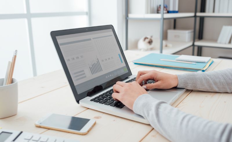 Workers Abroad Can Now Apply for Work Permits Online