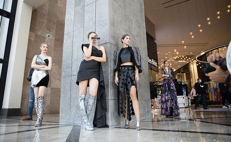 Mall of Arabia Hosts Curated Style Avenue by The Azab Sisters this May