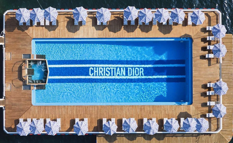 Café Dior is Floating on Lake Como Right Now
