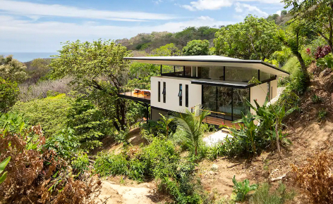Top 10 Airbnb Rooms With a View Around the World