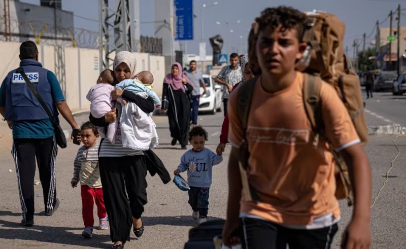 Children Cancer Patients from Gaza Enter Egypt via Rafah Crossing