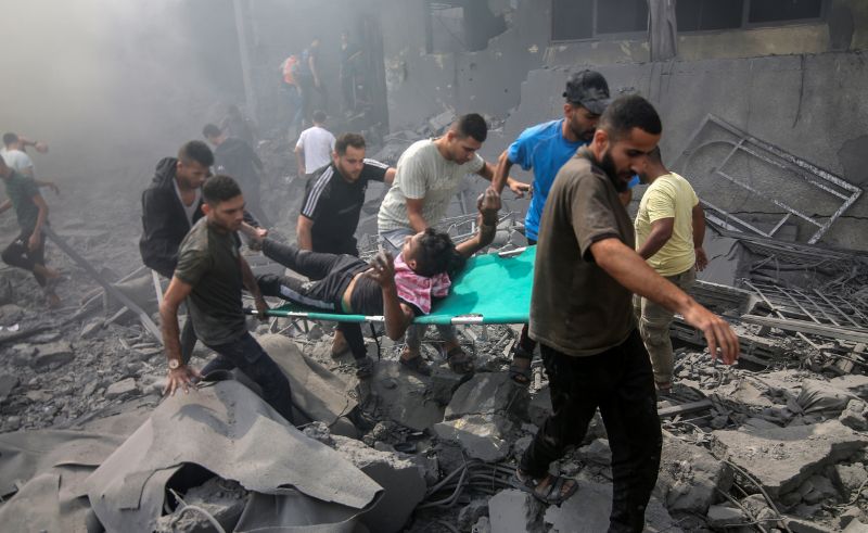 1,800 Egyptian Doctors Volunteer to Treat Injured Gazans