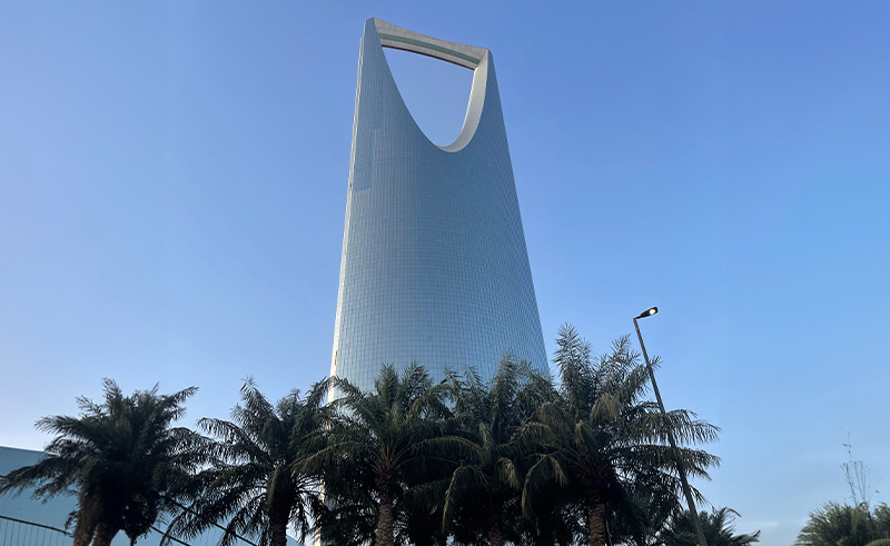 Saudi Offers 30 Year Tax Breaks for Companies Moving HQs to Riyadh