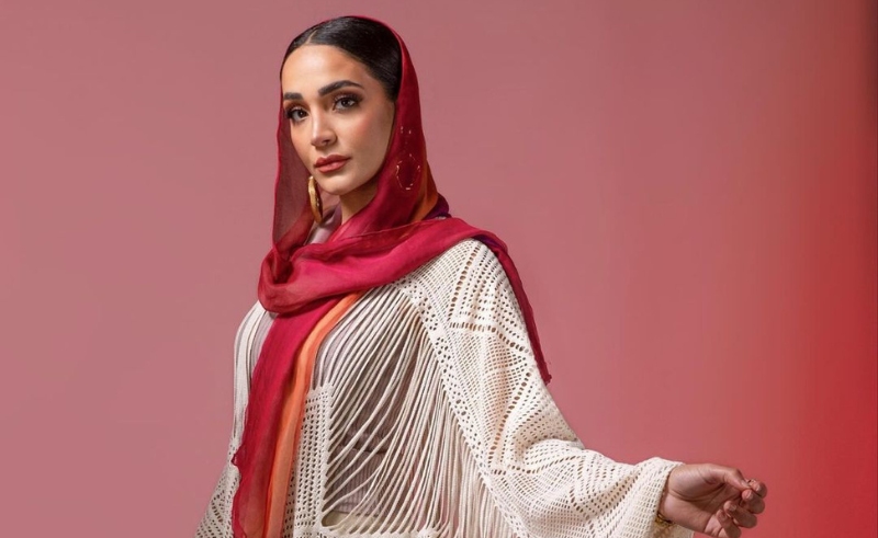 Lune De Cairo Unveils Sunset-Hued Abayas & Kaftans