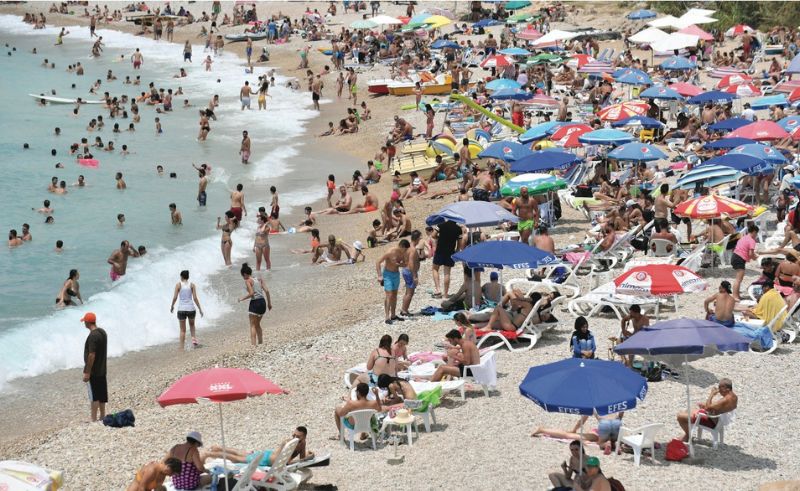 Dubai’s Public Beaches to Be Reserved for Families During Eid Al Adha