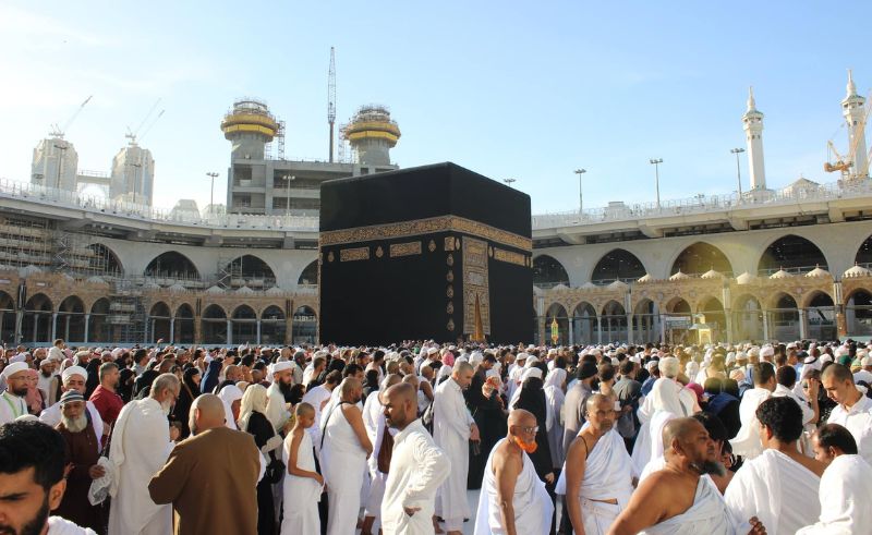 Saudi Arabia Begins Issuing Umrah Visas for Post-Hajj Season