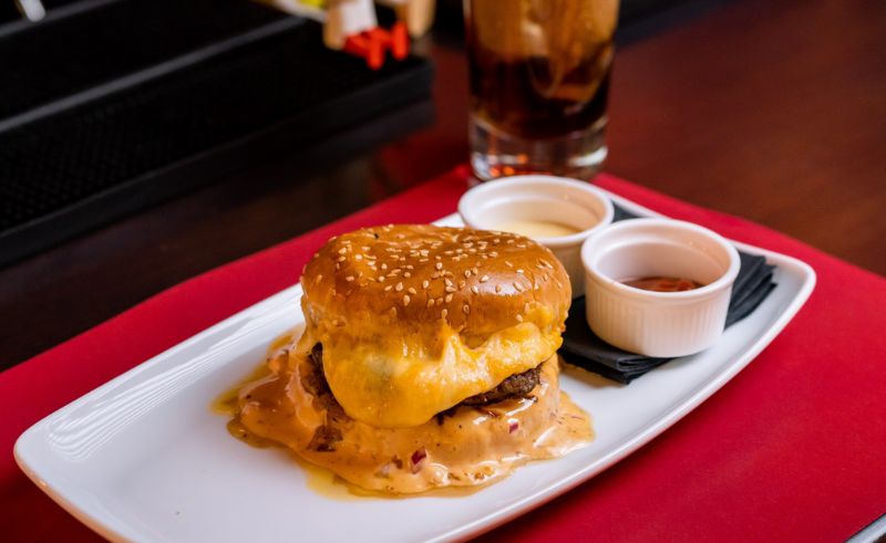 Parisian Burger Joint ferdi Launches Delivery Services in Riyadh