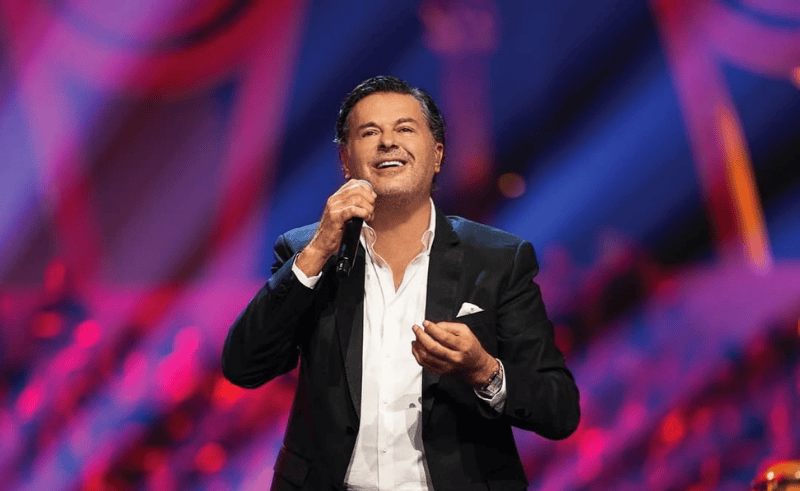 Ragheb Alama Suspended by Musicians' Syndicate After Concert