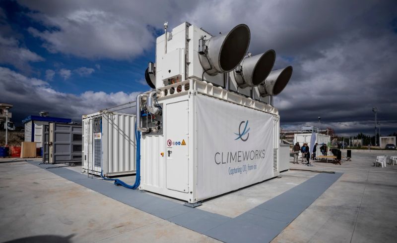 World’s First Desert-Based CO₂ Capture Unit Launched in Riyadh
