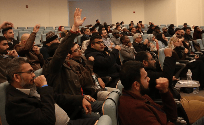 Inside the American Expo Bringing Deaf Muslims Together