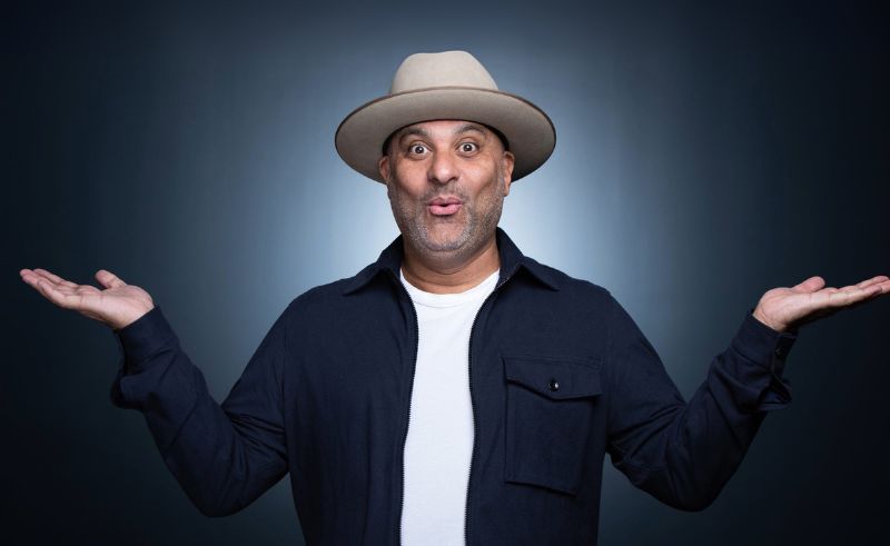 Russell Peters Brings His ‘Relax’ Comedy Tour to Dubai This October