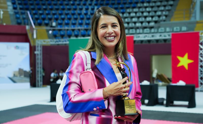 Lana Nazer Wins Most Outstanding Yoga Teacher at Asian Yogasana 2025