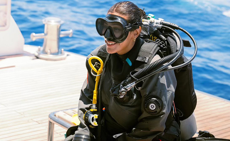 Nouf Alosaimi Is Leading Saudi Women Into the Depths of the Red Sea